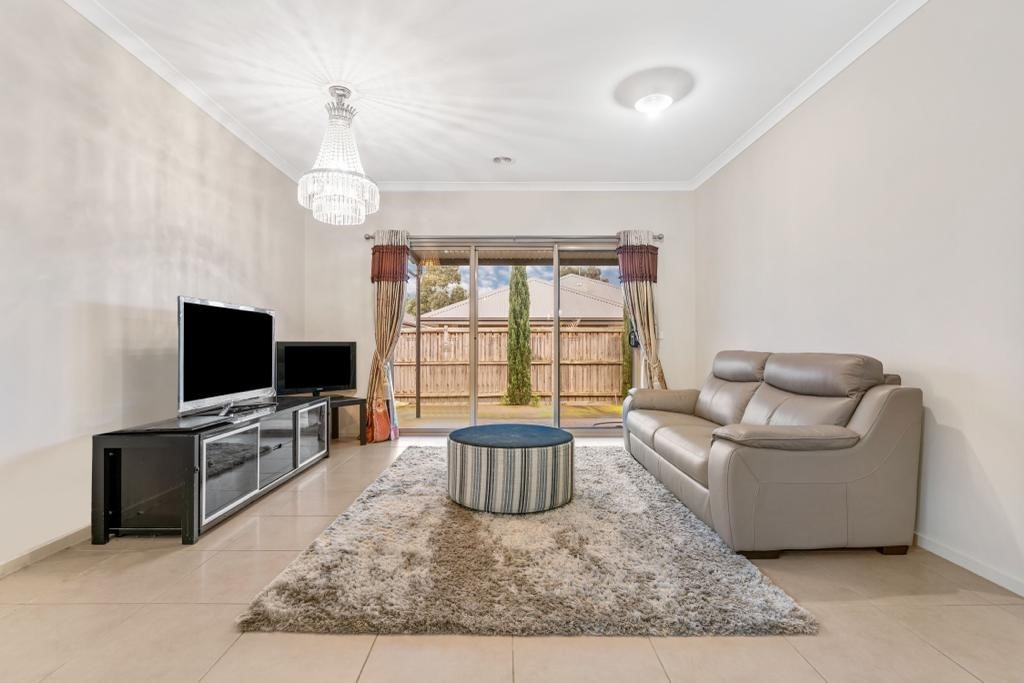 11 Newport Street, Lalor, VIC 3075, Lalor - Thumbnail 7