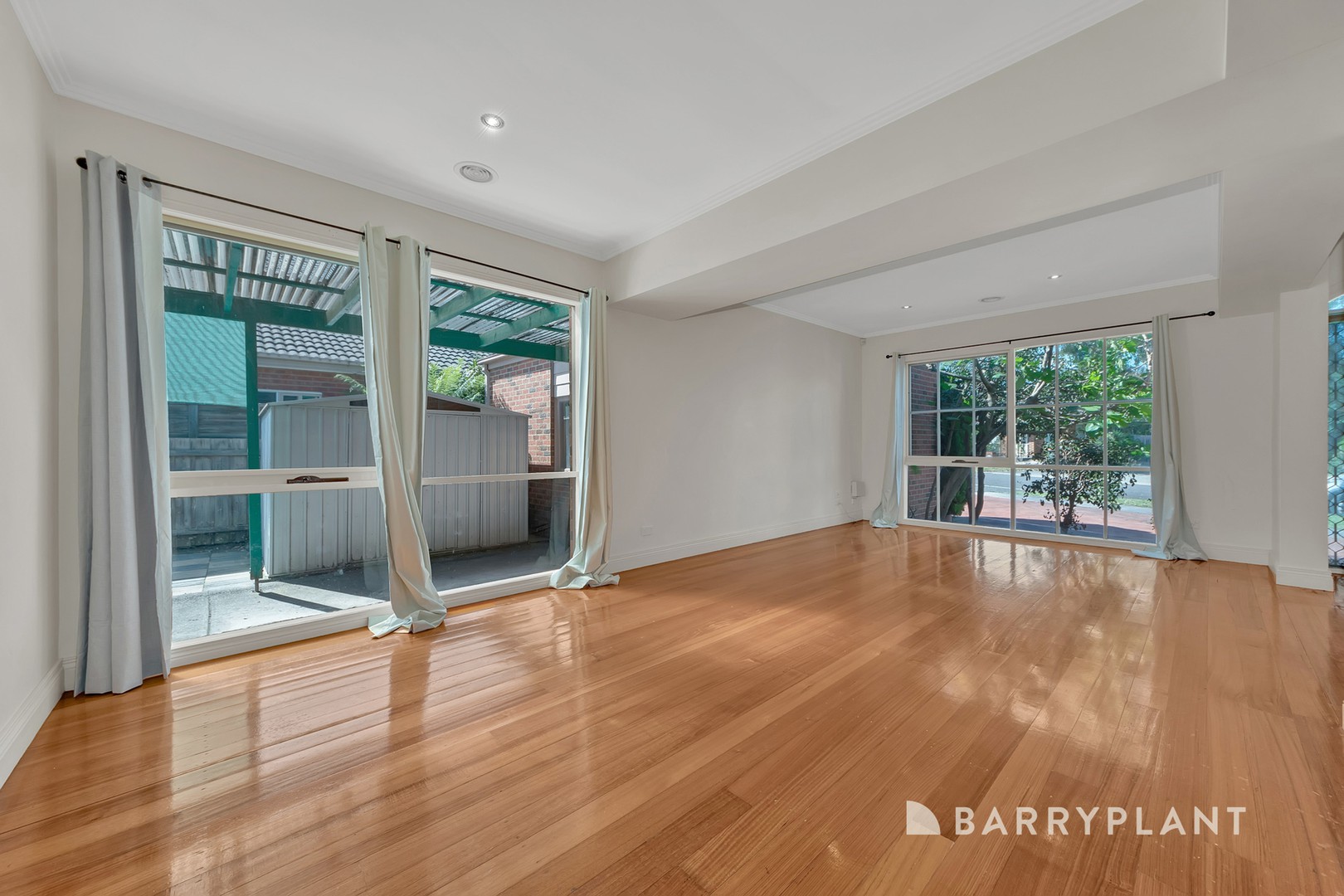 11 Nouvelle Grove, South Morang, VIC 3752, South Morang - Thumbnail 2