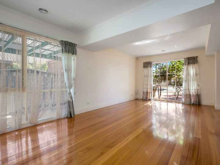 11 Nouvelle Grove, South Morang, VIC 3752, South Morang - Thumbnail 3