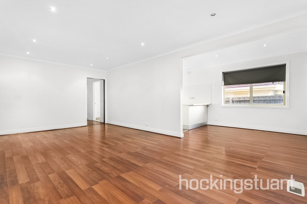 11 Oldershaw Road, Melton, VIC 3337, Melton - Thumbnail 5