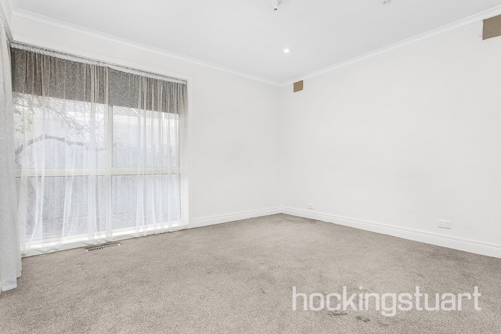 11 Oldershaw Road, Melton, VIC 3337, Melton - Thumbnail 6