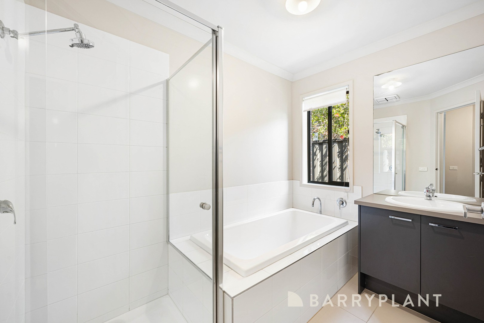11 Omaroo Street, Truganina, VIC 3029, Truganina - Thumbnail 8