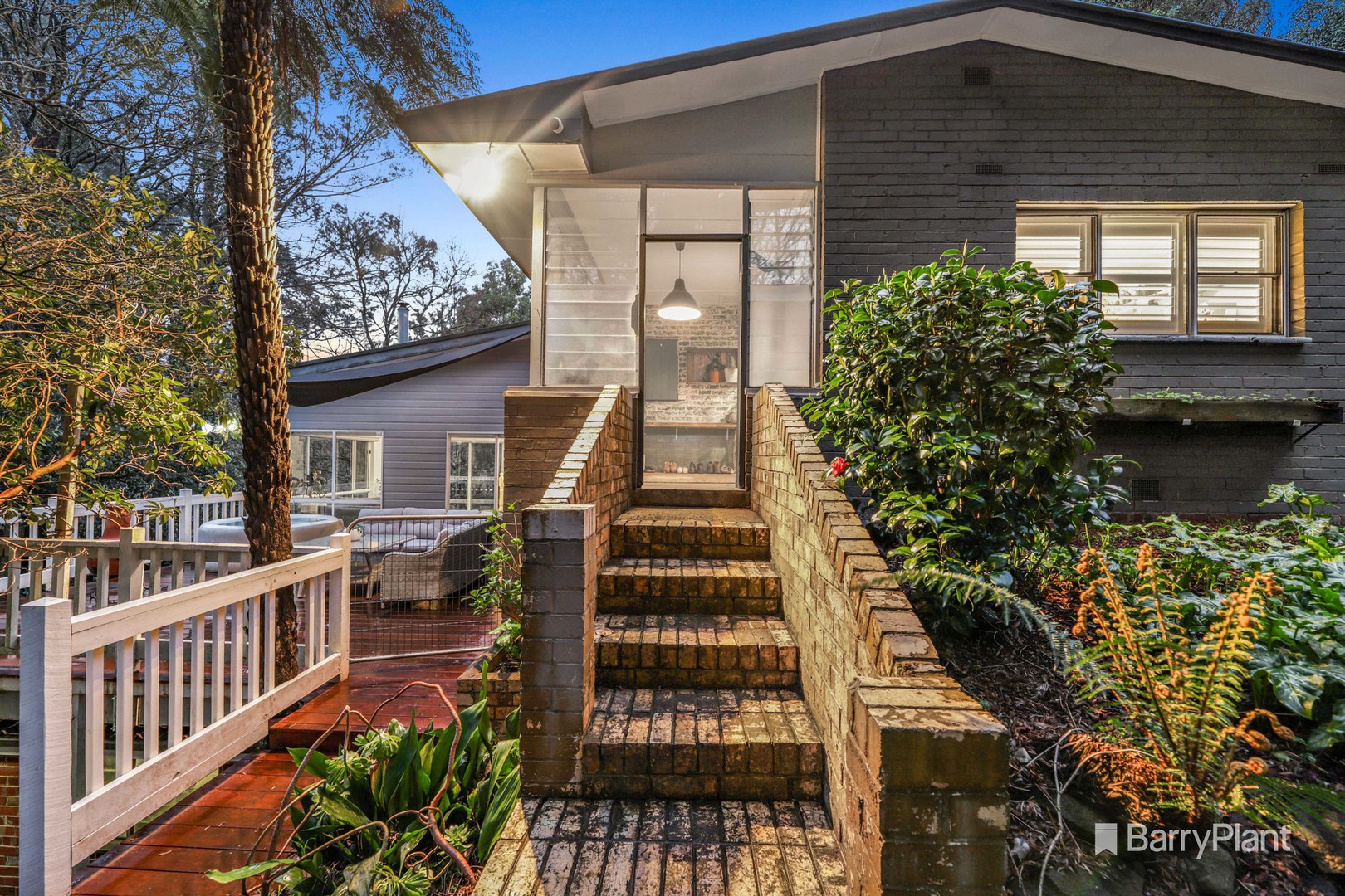 11 Owen Street, Kallista, VIC 3791, Kallista - Thumbnail 2