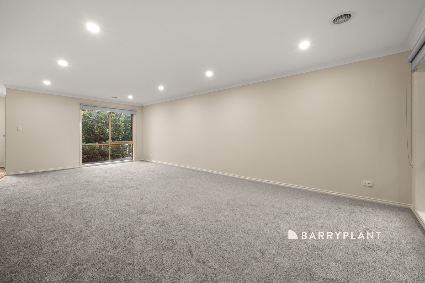 11 Oxley Drive, Pakenham, VIC 3810, Pakenham - Thumbnail 5