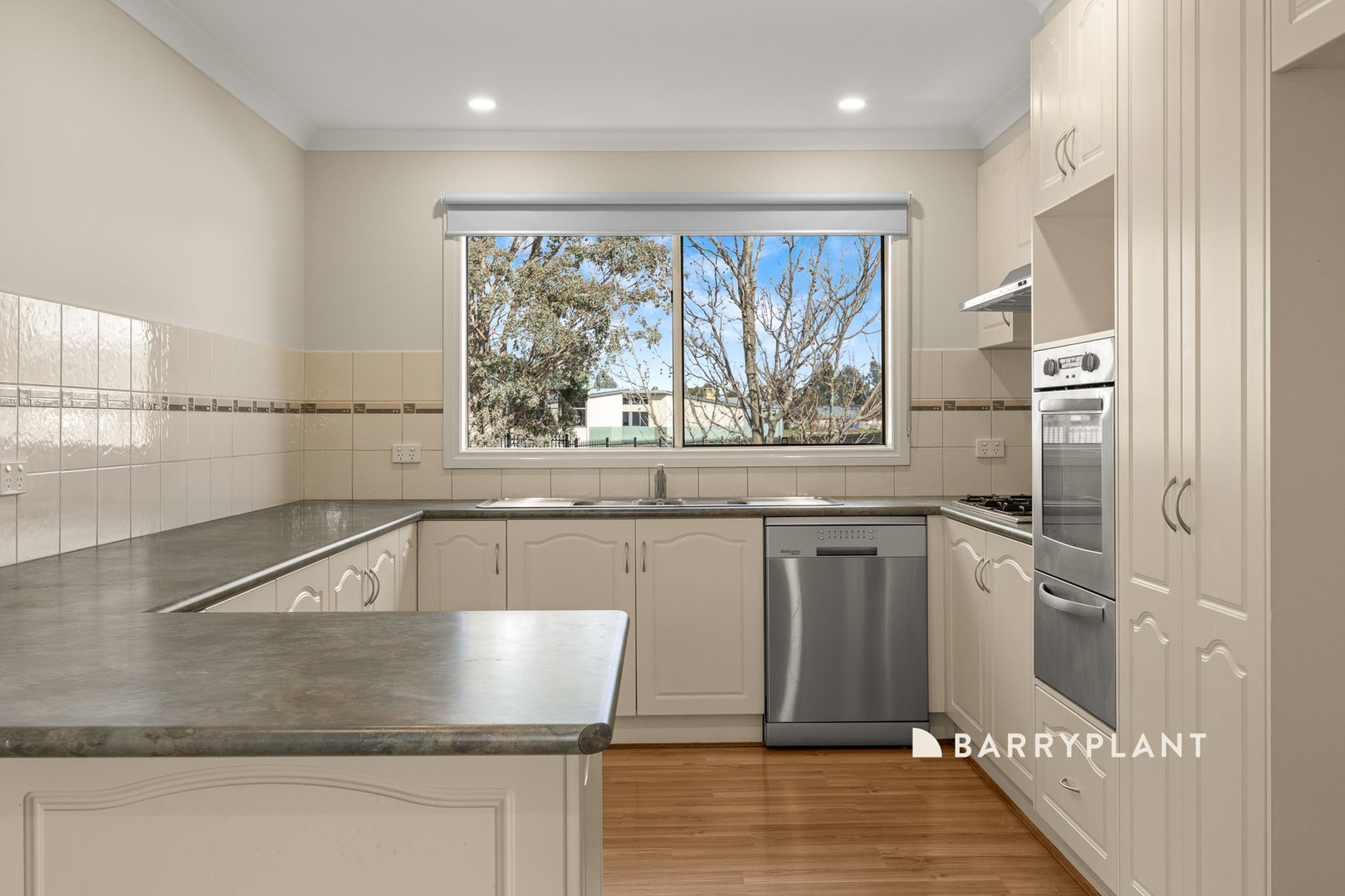 11 Oxley Drive, Pakenham, VIC 3810, Pakenham - Thumbnail 6