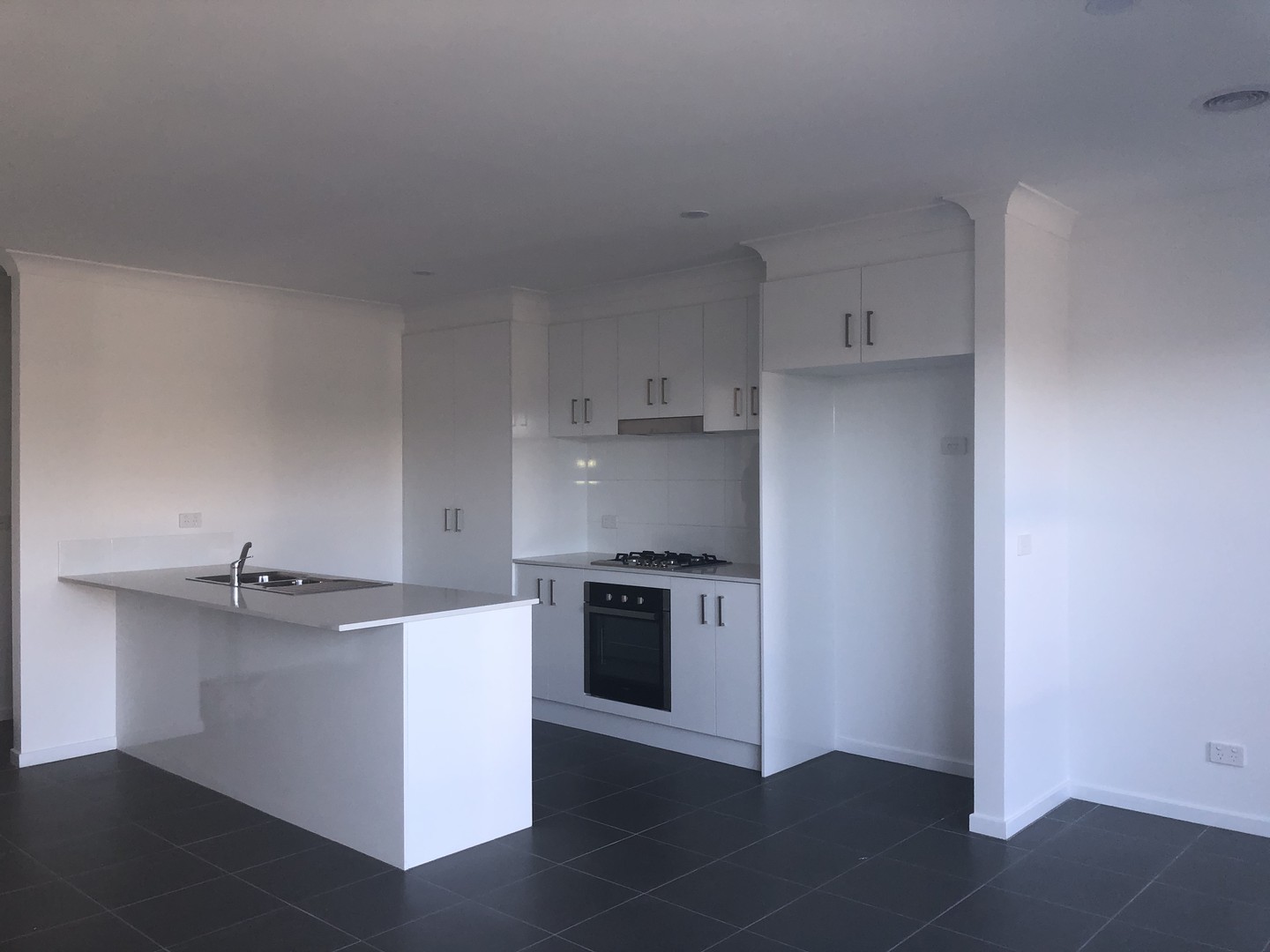 11 Pandan  Walk, Manor Lakes, VIC 3024, Manor Lakes - Thumbnail 2