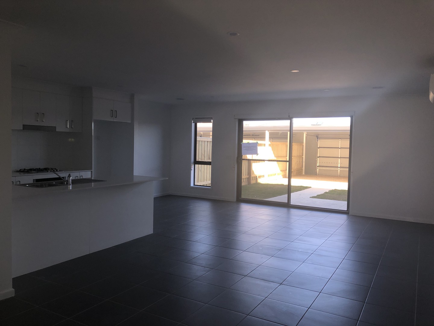 11 Pandan  Walk, Manor Lakes, VIC 3024, Manor Lakes - Thumbnail 3