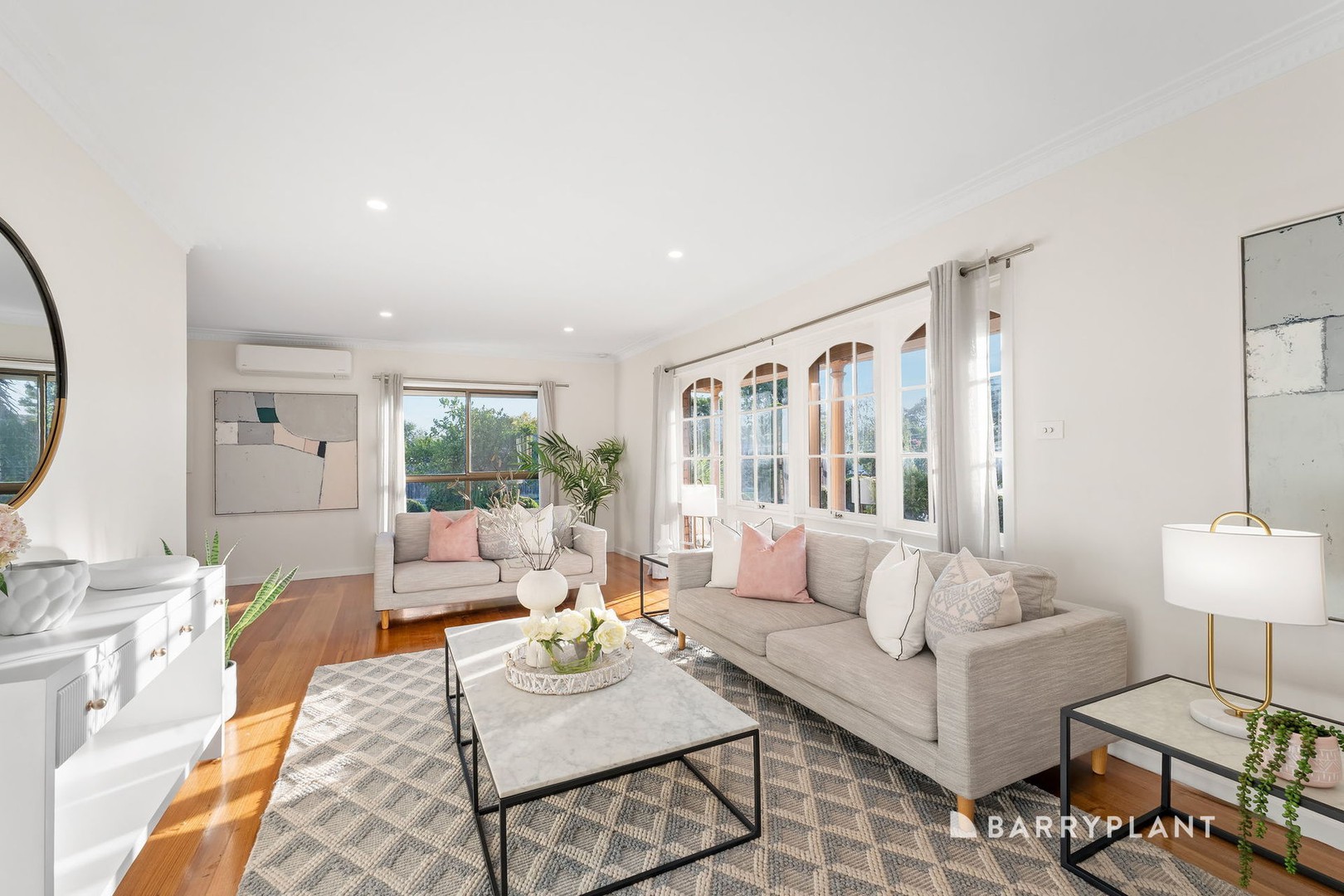 11 Panorama Drive, Forest Hill, VIC 3131 - Thumbnail 2 - 24/03/2026