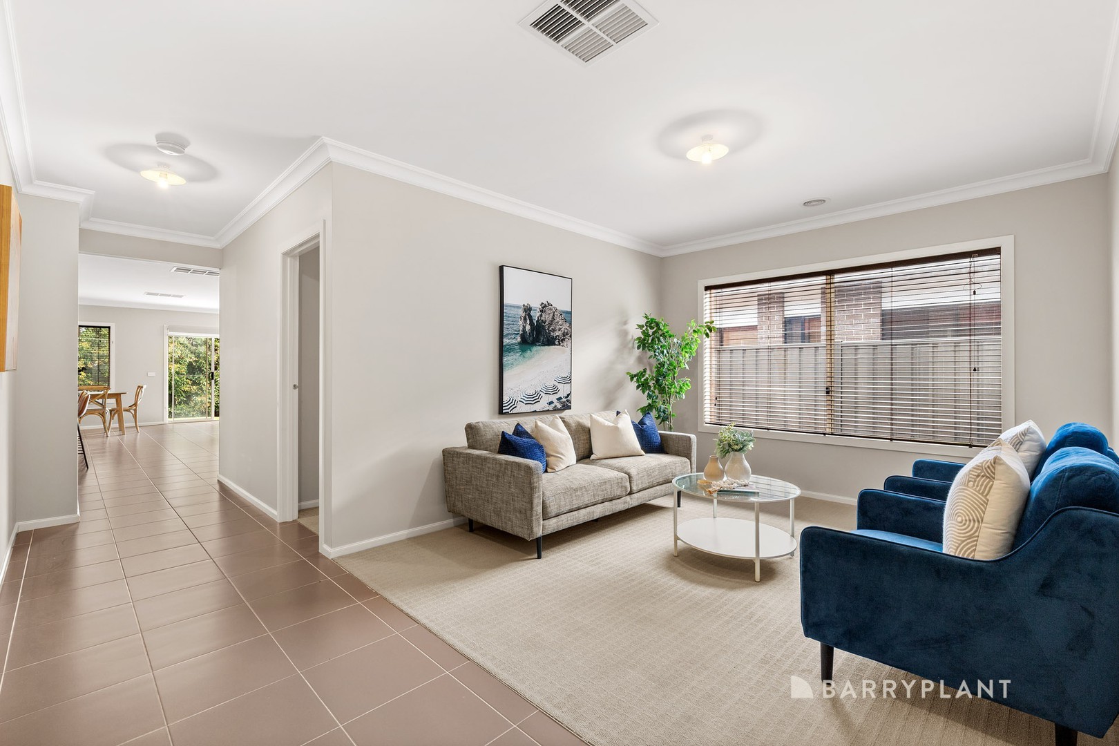 11 Panton Gap Drive, South Morang, VIC 3752 - Thumbnail 2 - 01/11/2023