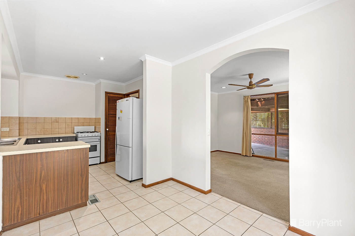 11 Parkvalley Drive, Chirnside Park, VIC 3116, Chirnside Park - Thumbnail 3
