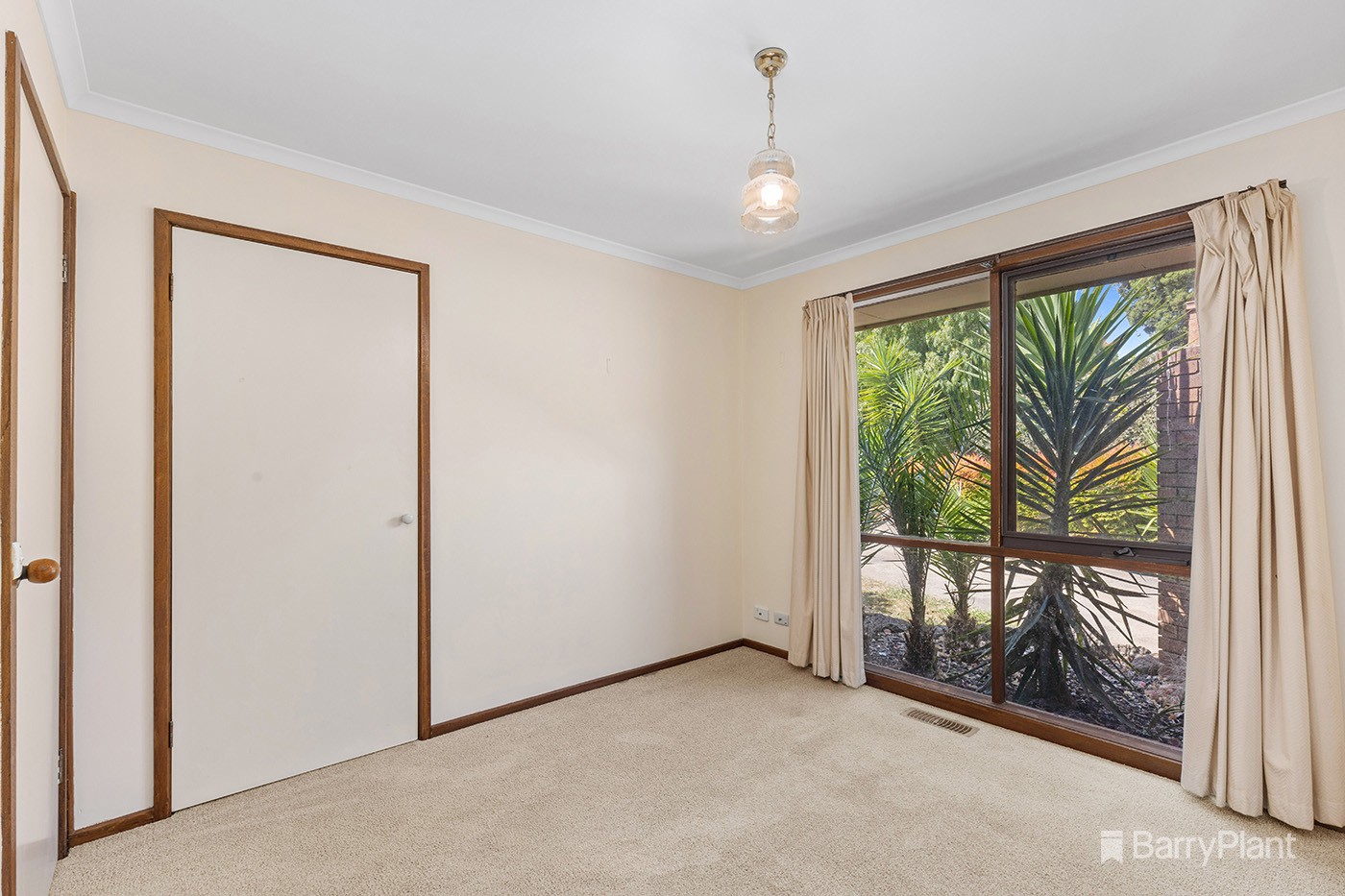 11 Parkvalley Drive, Chirnside Park, VIC 3116, Chirnside Park - Thumbnail 5