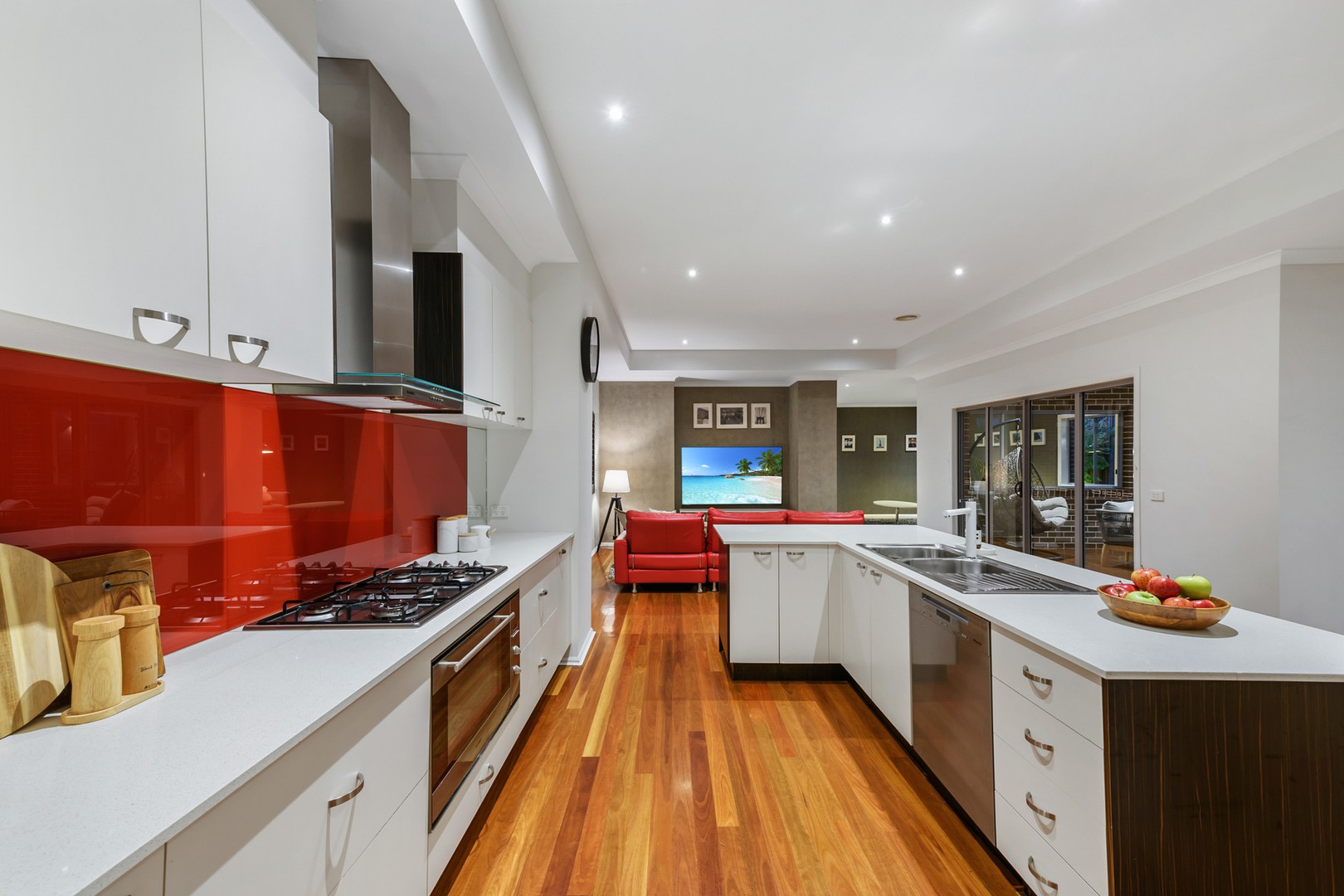11 Pembury Way, Hillside, VIC 3037, Hillside - Thumbnail 4