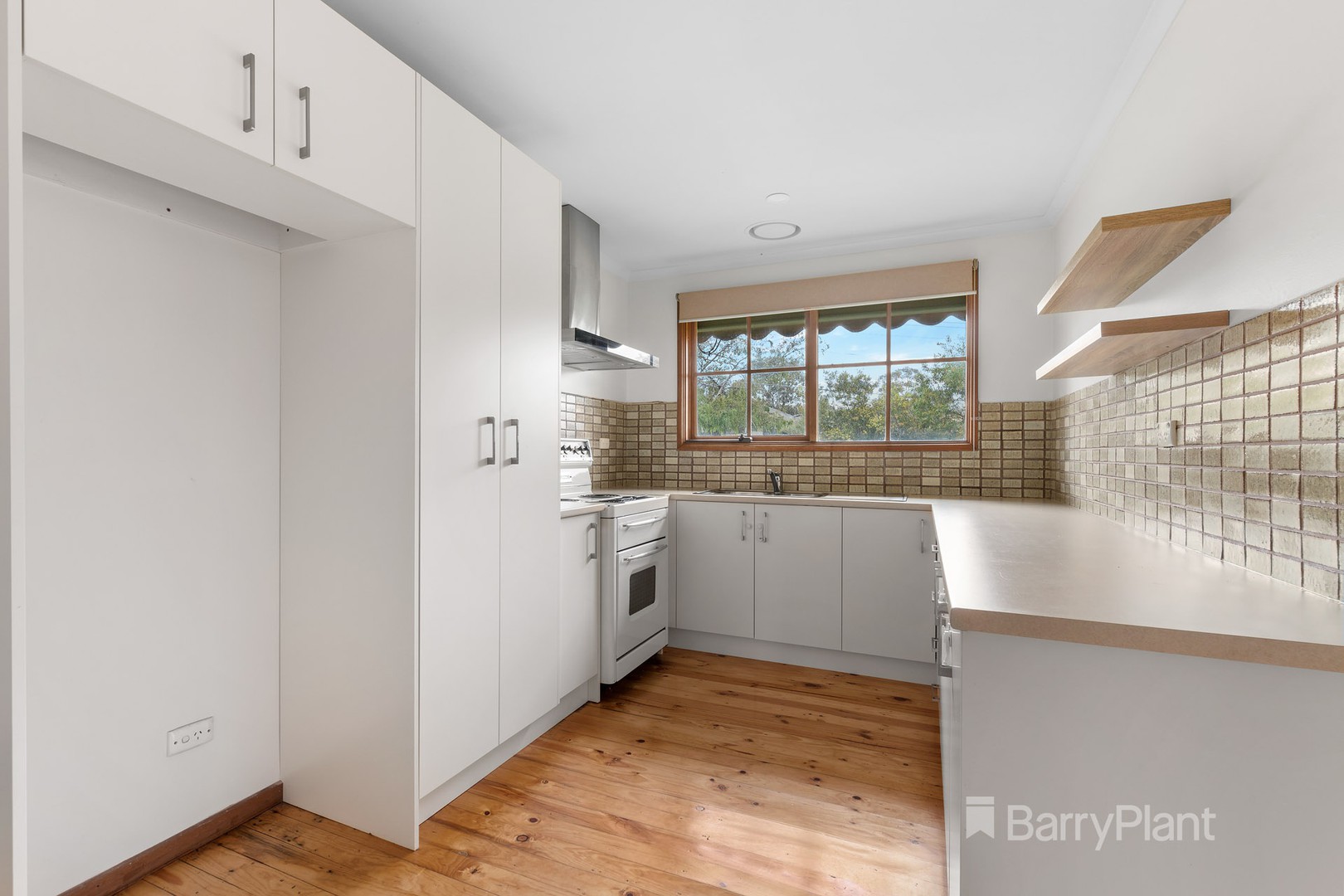 11 Pine  Avenue, Briar Hill, VIC 3088, Briar Hill - Thumbnail 4