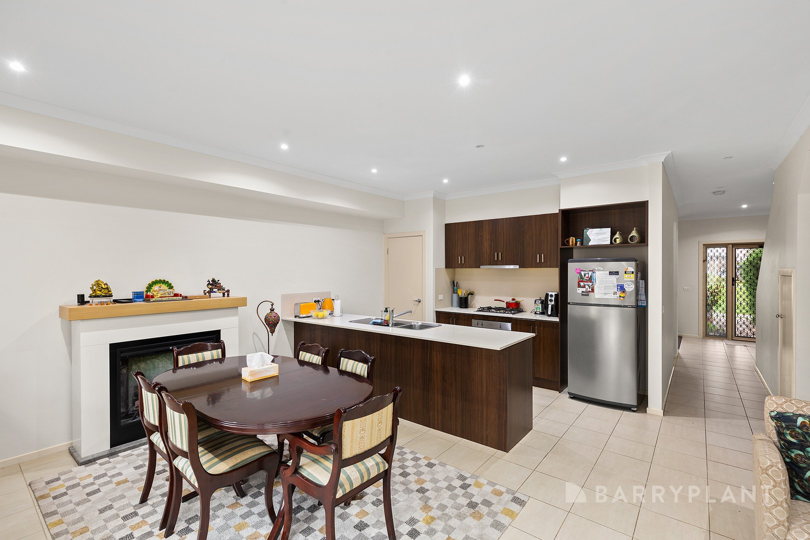 11 Pine Way, Pakenham, VIC 3810, Pakenham - Thumbnail 2