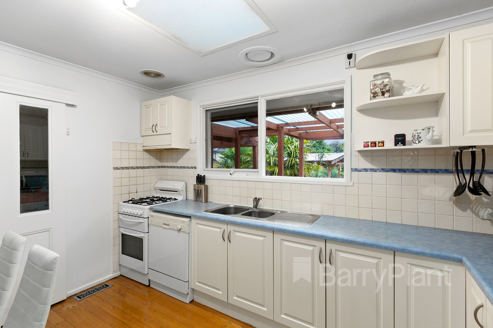 11 Pinnacle Avenue, Ferntree Gully, VIC 3156, Ferntree Gully - Thumbnail 6