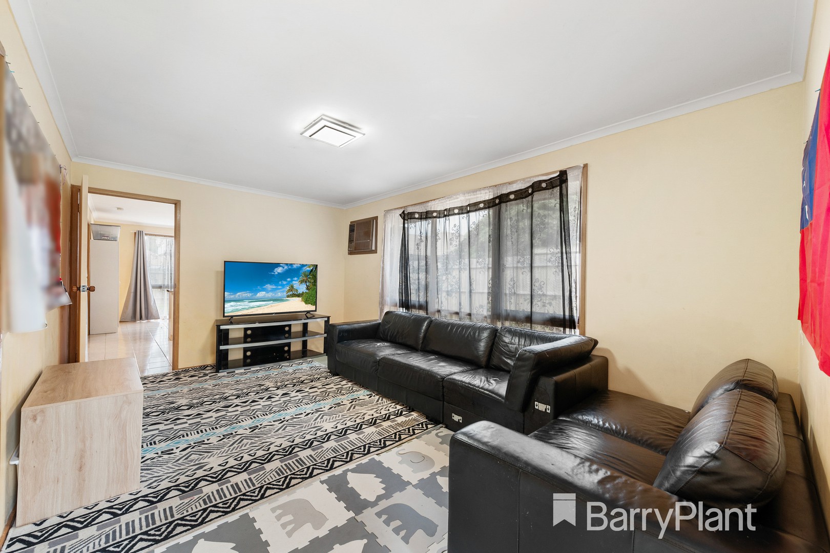 11 Pioneer Court, Werribee, VIC 3030, Werribee - Thumbnail 3