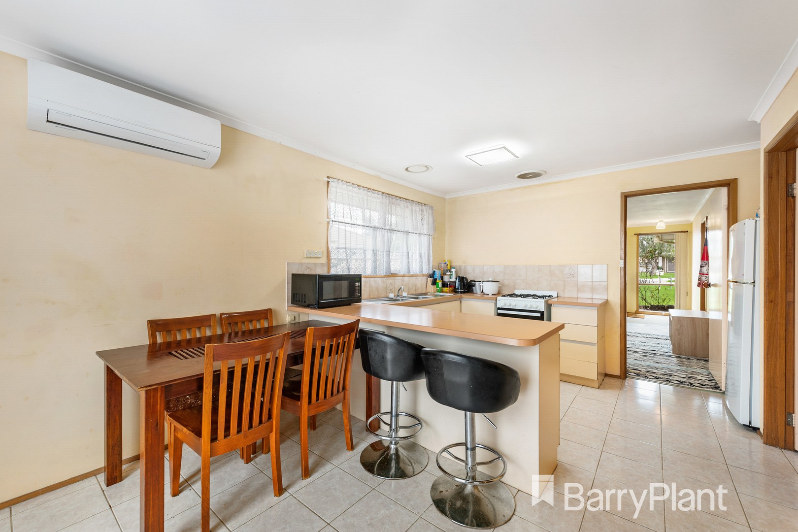 11 Pioneer Court, Werribee, VIC 3030, Werribee - Thumbnail 4