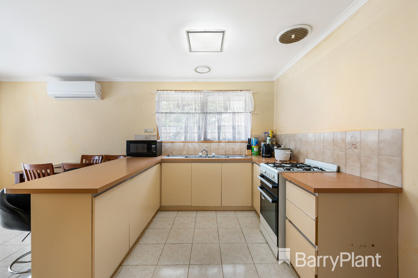 11 Pioneer Court, Werribee, VIC 3030, Werribee - Thumbnail 5
