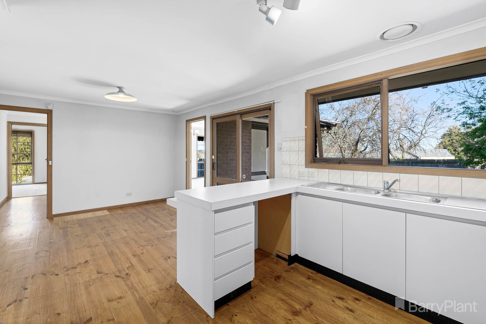11 Poorinda Rise, Narre Warren, VIC 3805, Narre Warren - Thumbnail 4
