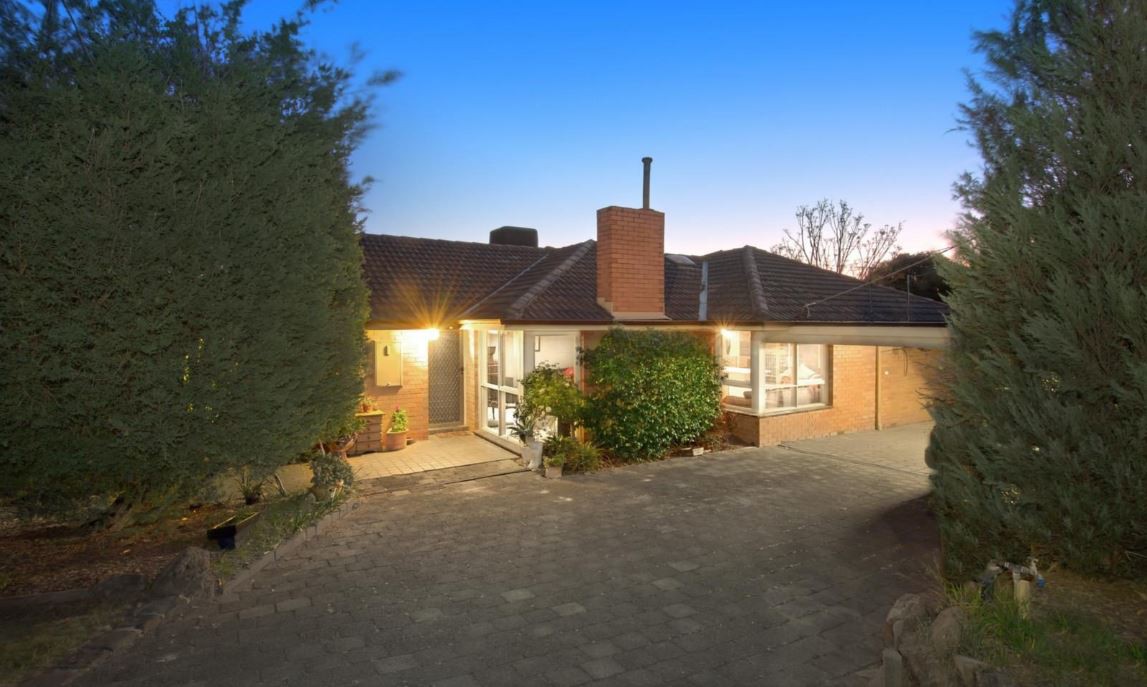 11 Porter Street, Eltham, VIC 3095 - Thumbnail 1 - 28/07/2022