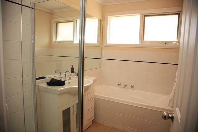 11 Poyner Avenue, Lilydale, VIC 3140, Lilydale - Thumbnail 3