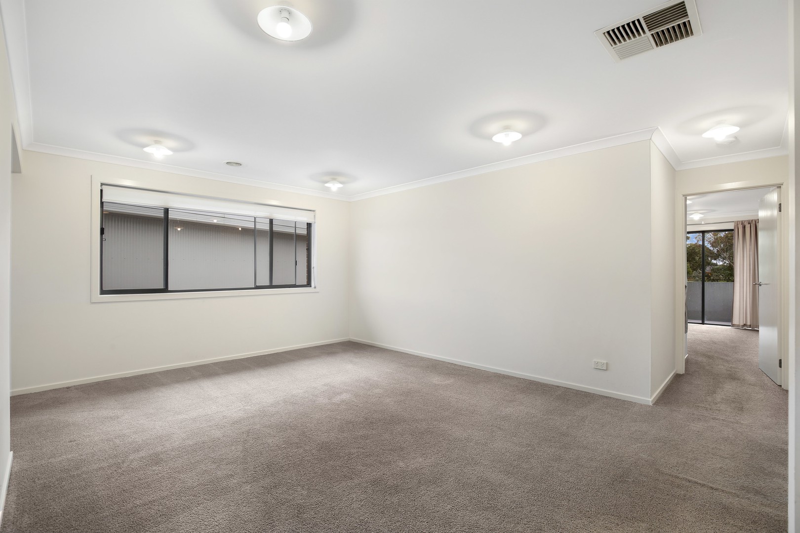 11 Queen Gardens, Bundoora, VIC 3083, Bundoora - Thumbnail 6