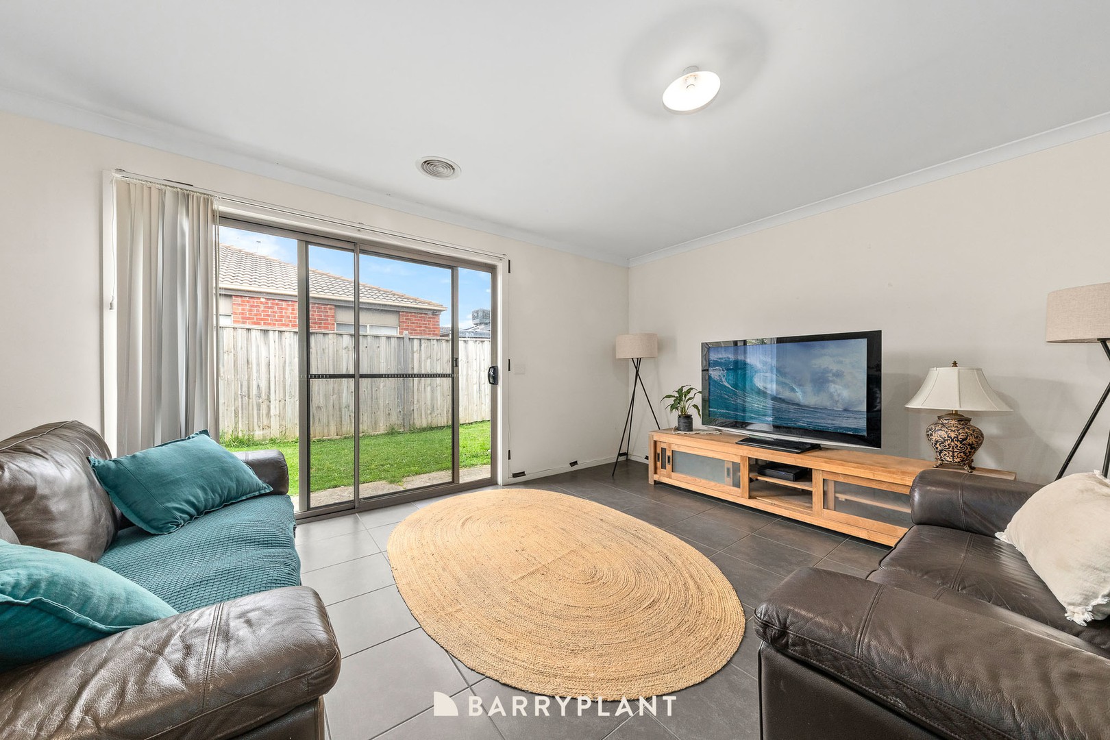 11 Red Poll Road, Cranbourne West, VIC 3977, Cranbourne West - Thumbnail 2