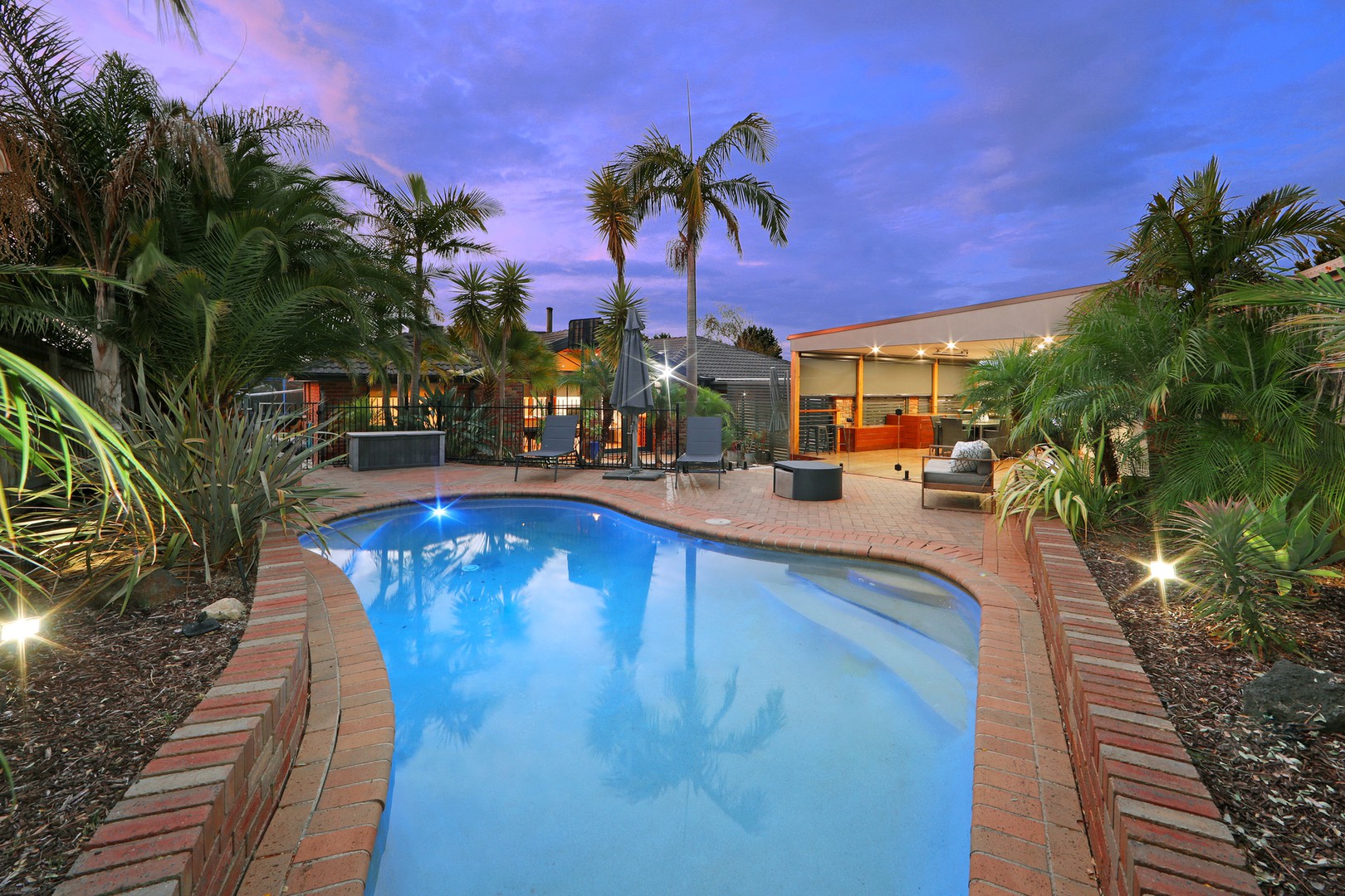 11 Robbie Close, Rowville, VIC 3178, Rowville - Thumbnail 2