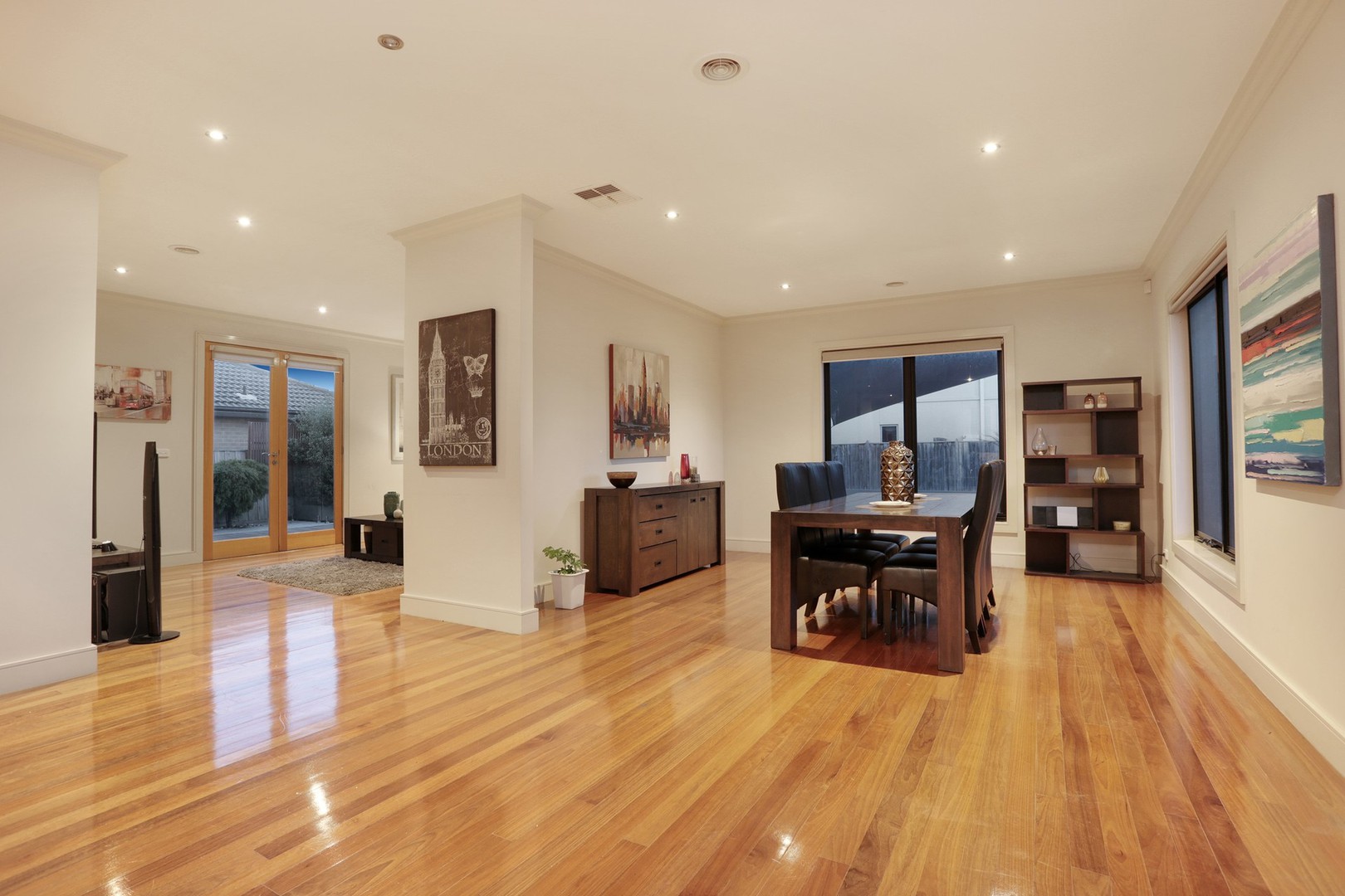 11 Rockefeller Way, Sanctuary Lakes, VIC 3030, Point Cook - Thumbnail 5