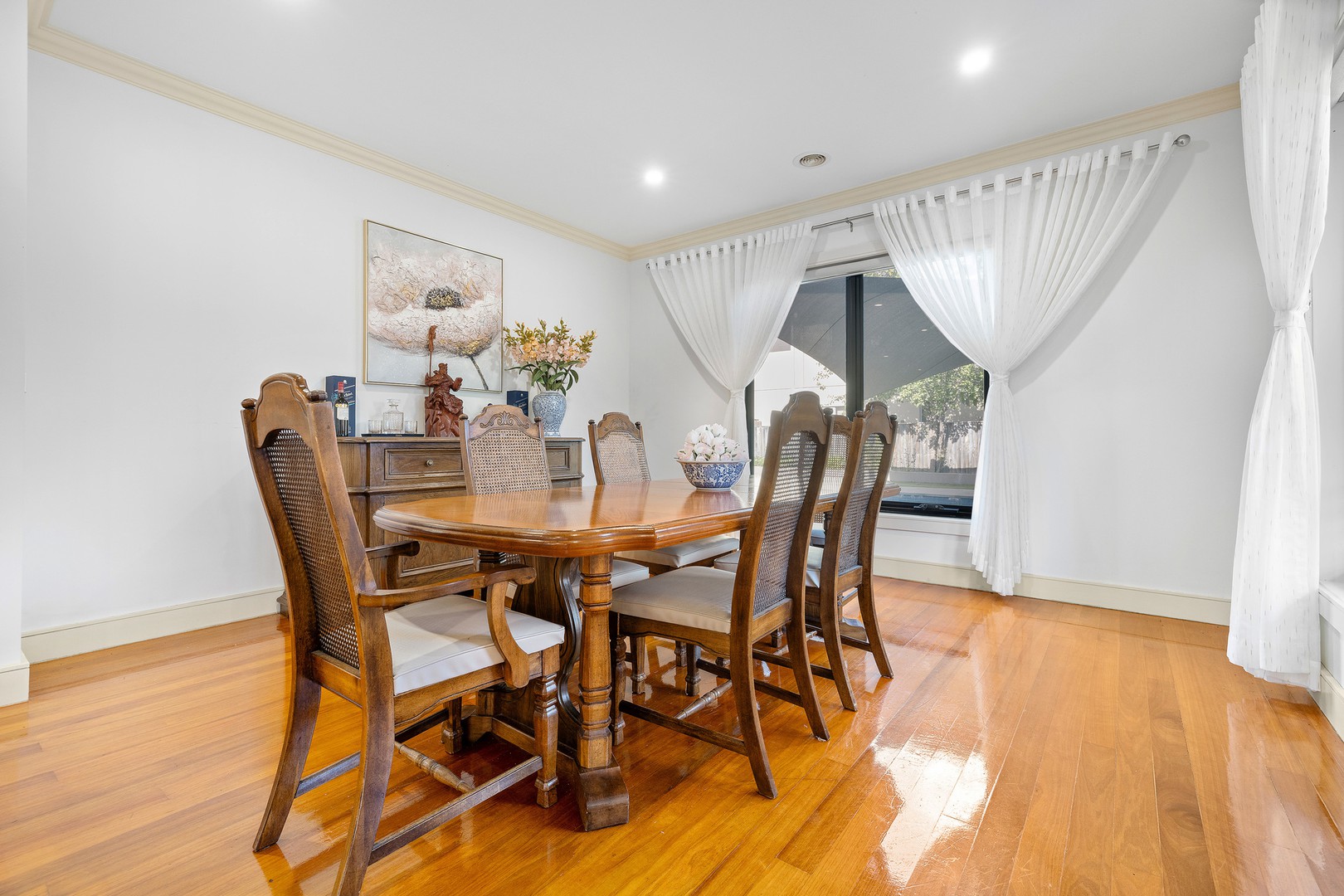 11 Rockefeller Way, Sanctuary Lakes, VIC 3030, Point Cook - Thumbnail 5