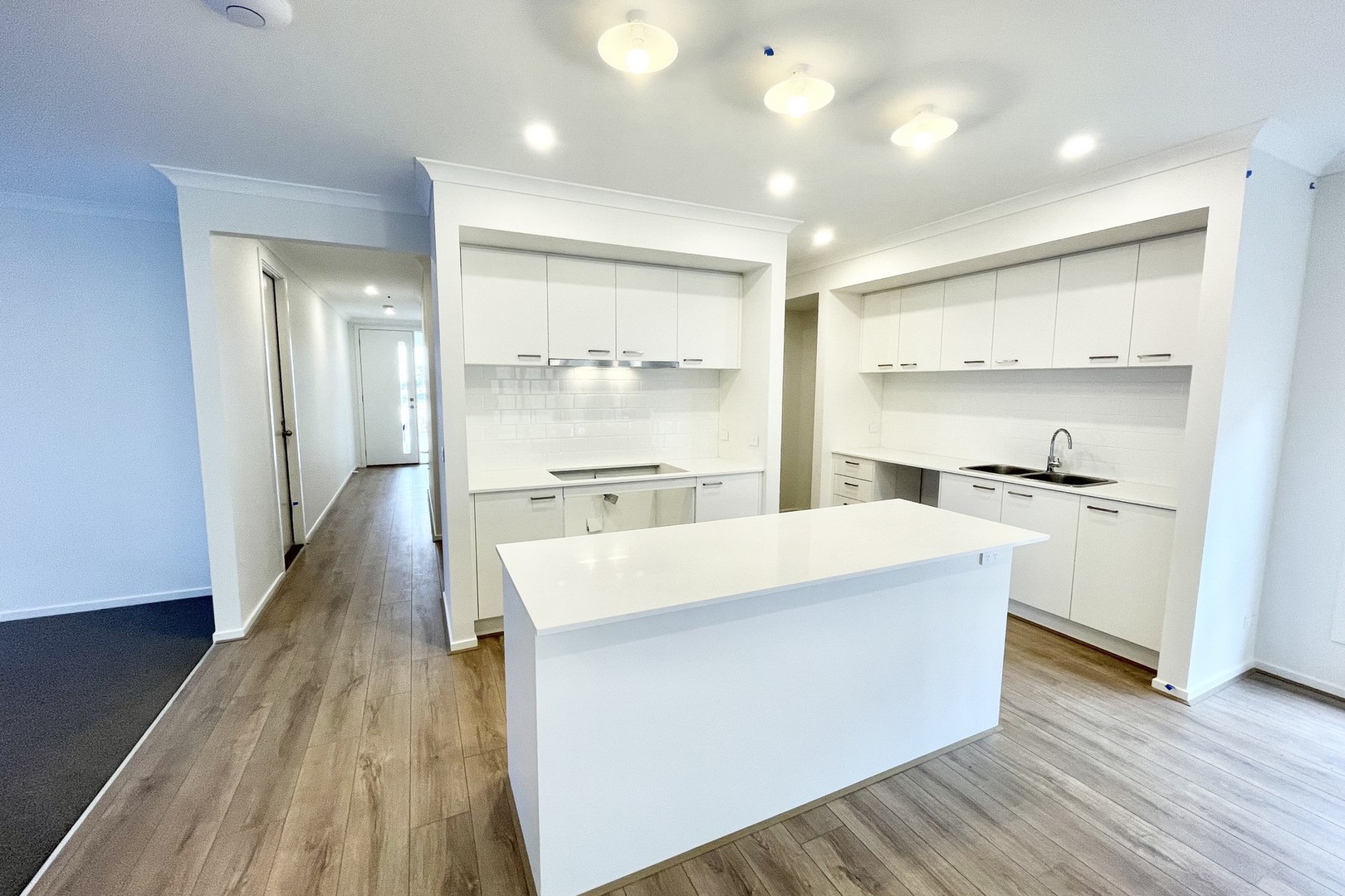 11 Rockin Road, Sunbury, VIC 3429, Sunbury - Thumbnail 4