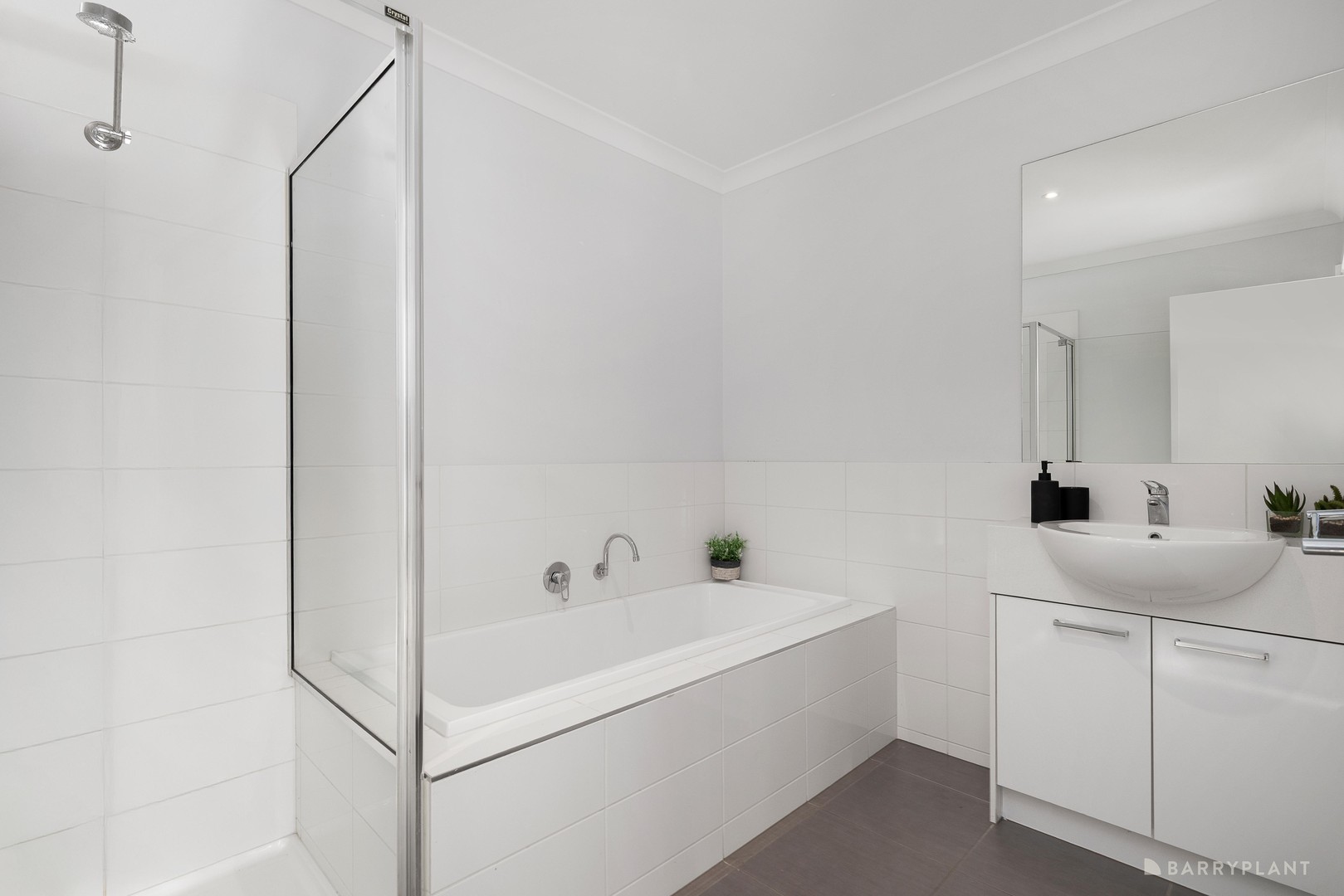 11 Ronneback Walk, Cranbourne, VIC 3977, Cranbourne - Thumbnail 7