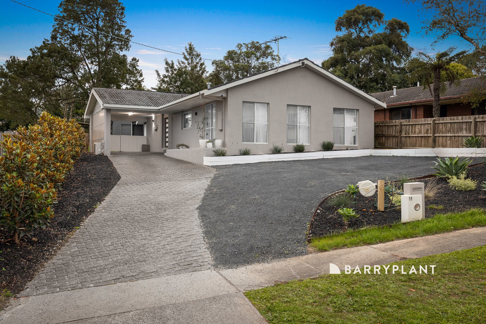 11 Roseleigh Street, Warragul, VIC 3820 - Thumbnail 2 - 20/04/2026