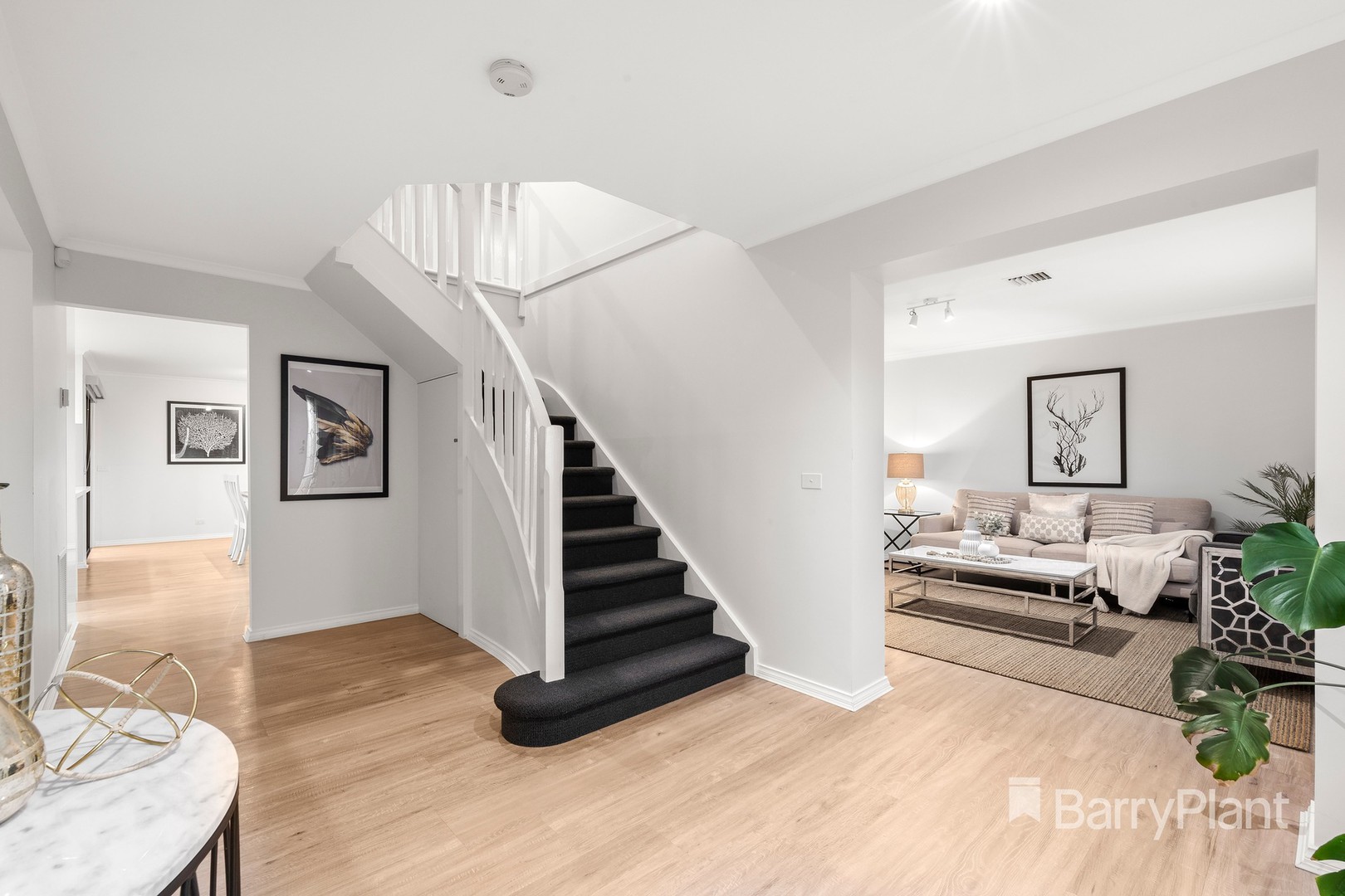 11 Rostrata View, Mill Park, VIC 3082, Mill Park - Thumbnail 2
