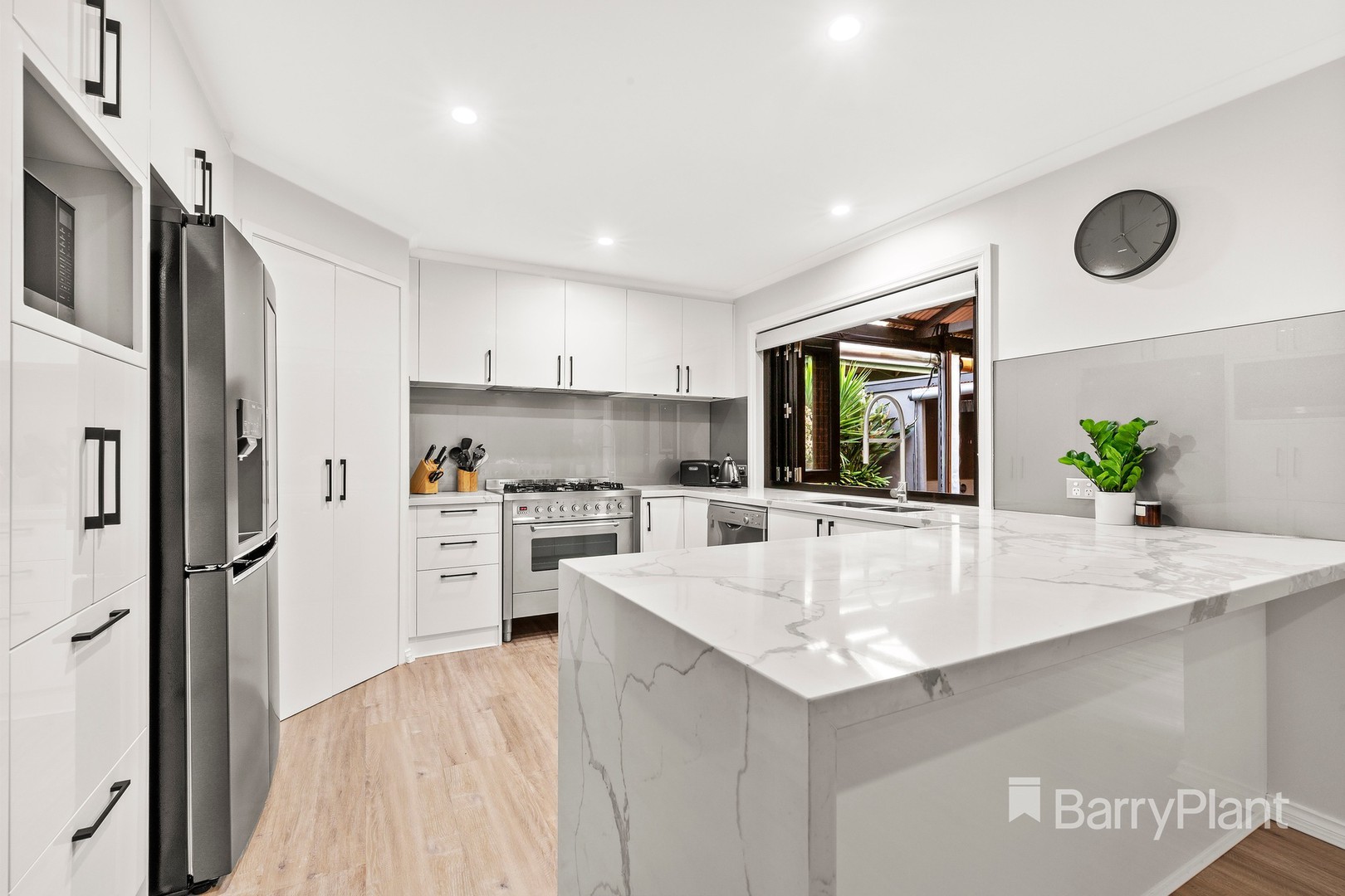 11 Rostrata View, Mill Park, VIC 3082, Mill Park - Thumbnail 4