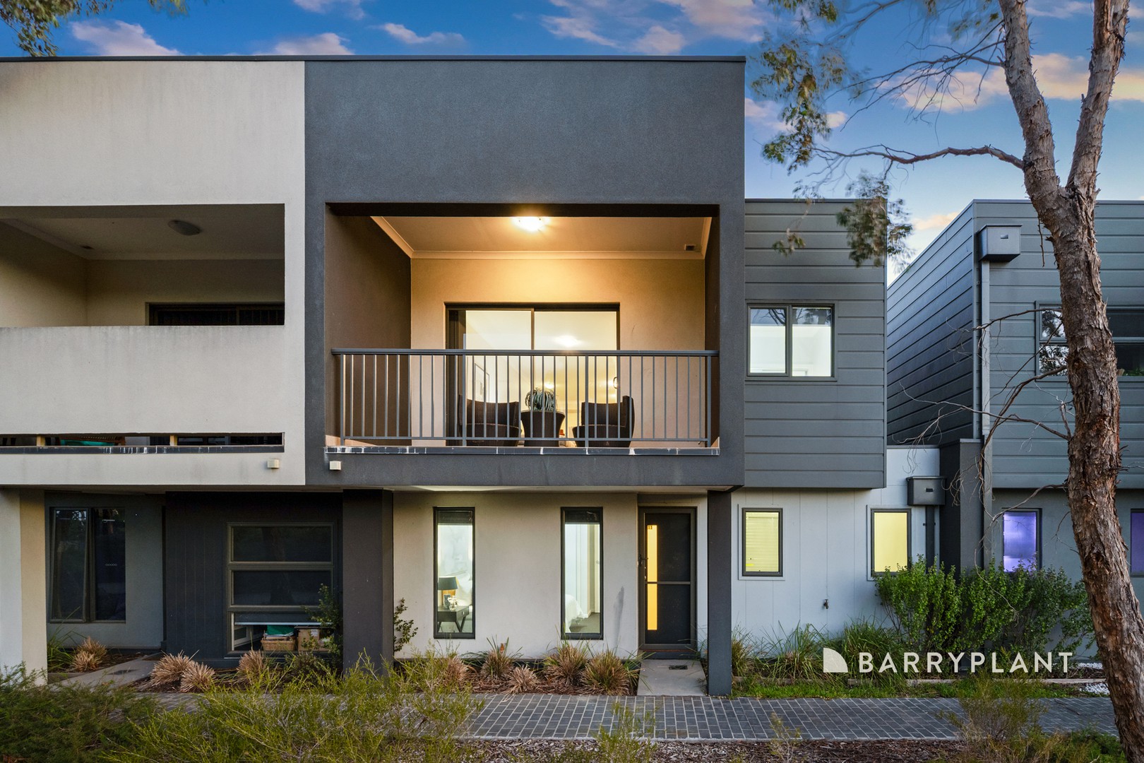 11 Sable Circuit, Officer, VIC 3809 - Thumbnail 2 - 08/05/2025