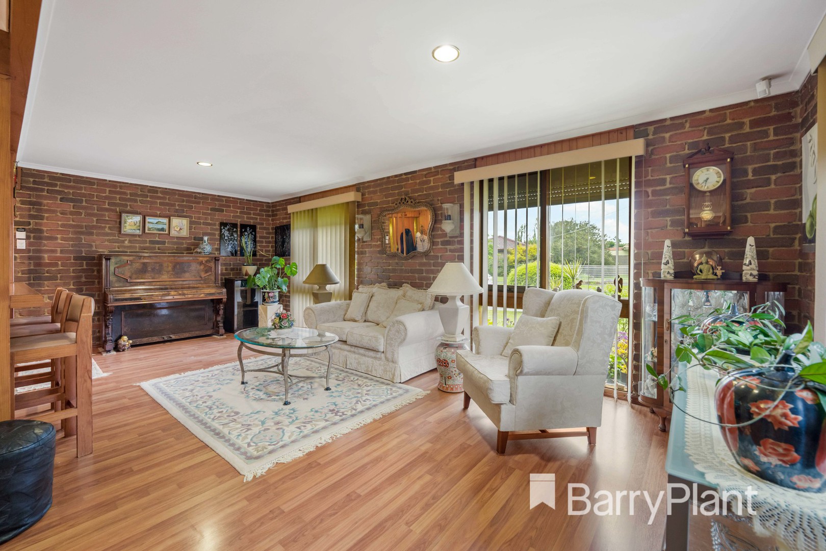 11 Sanderling Street, Werribee, VIC 3030, Werribee - Thumbnail 3