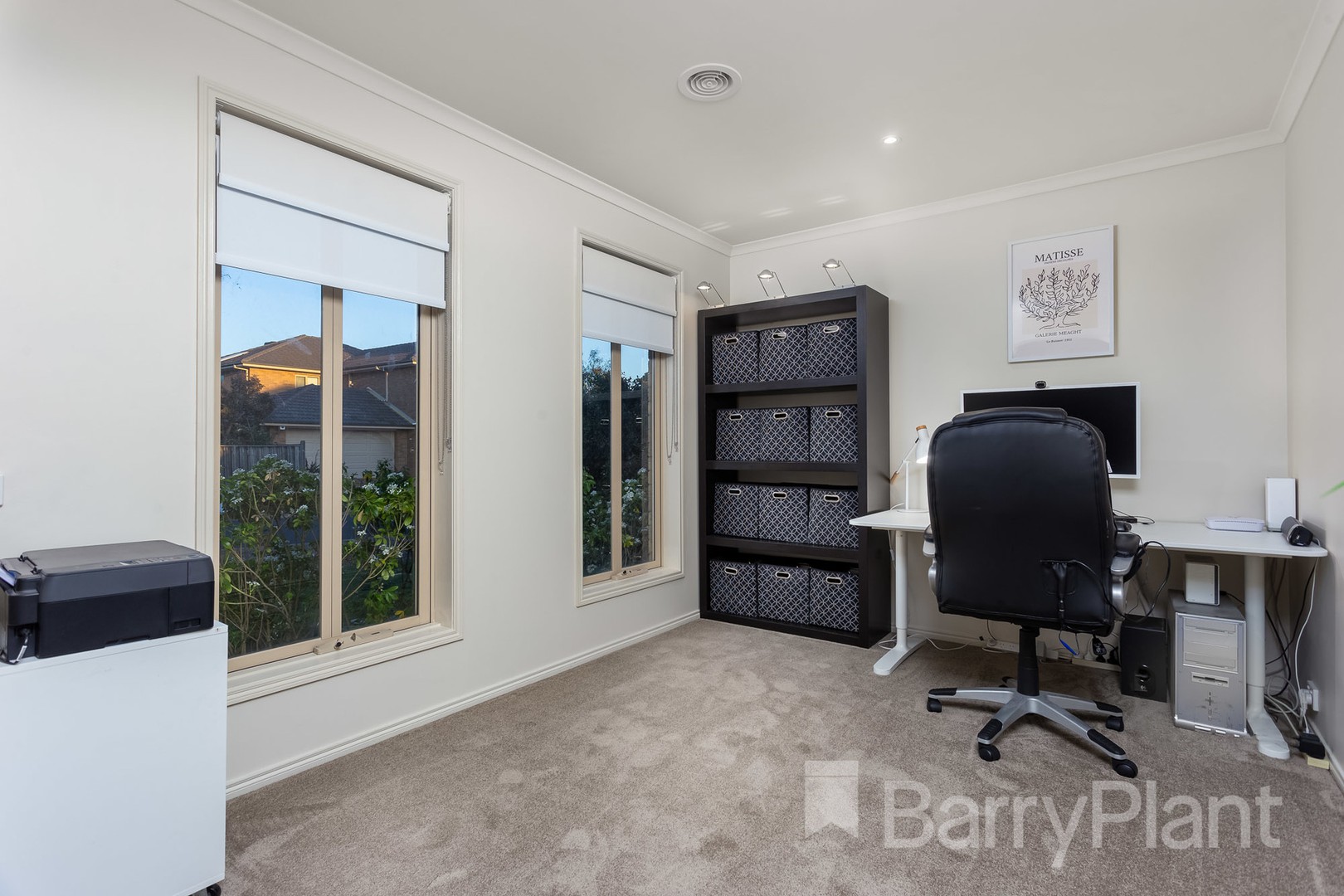 11 Sandhill Rise, Sanctuary Lakes, VIC 3030, Point Cook - Thumbnail 4