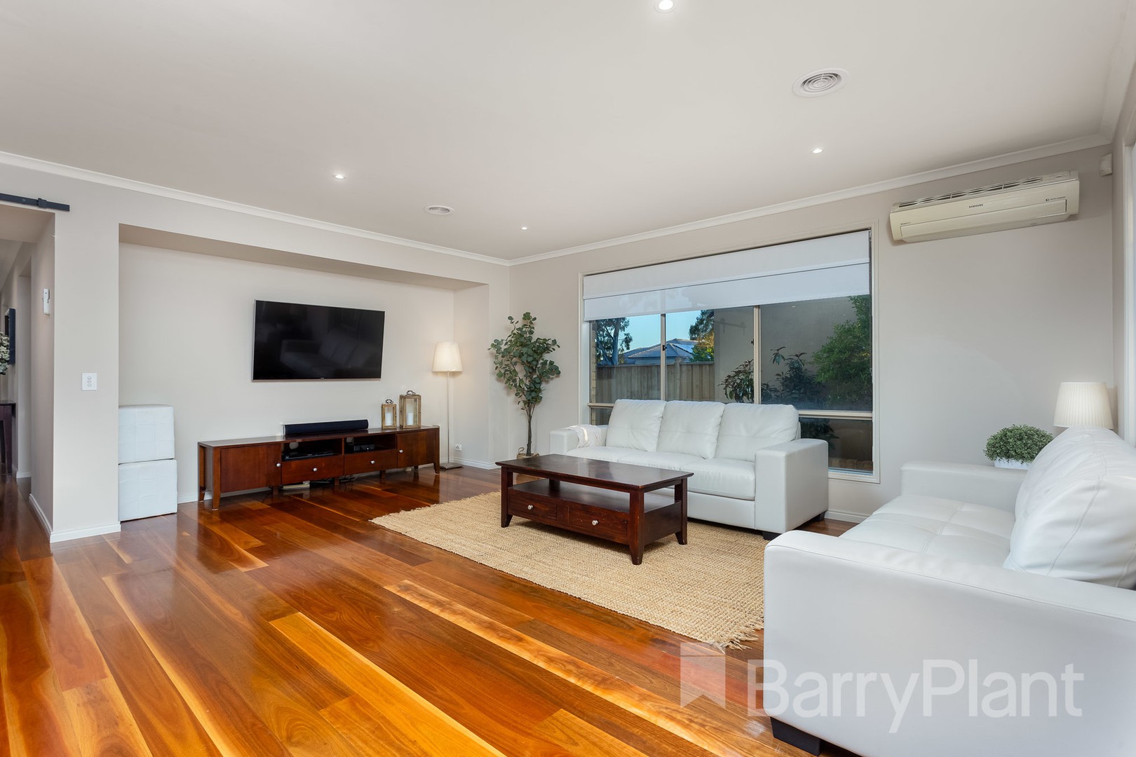 11 Sandhill Rise, Sanctuary Lakes, VIC 3030, Point Cook - Thumbnail 8