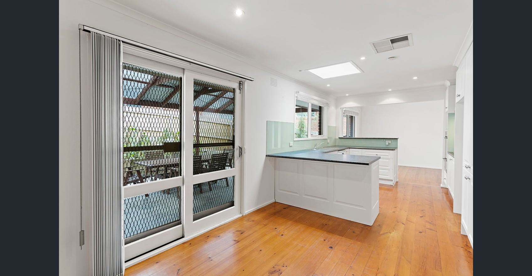 11 Sang Court, Ringwood, VIC 3134 - Thumbnail 2 - 24/04/2024