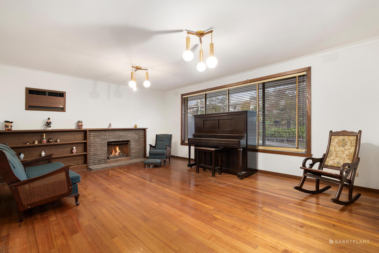 11 Scarborough Drive, Heidelberg, VIC 3084, Heidelberg - Thumbnail 3