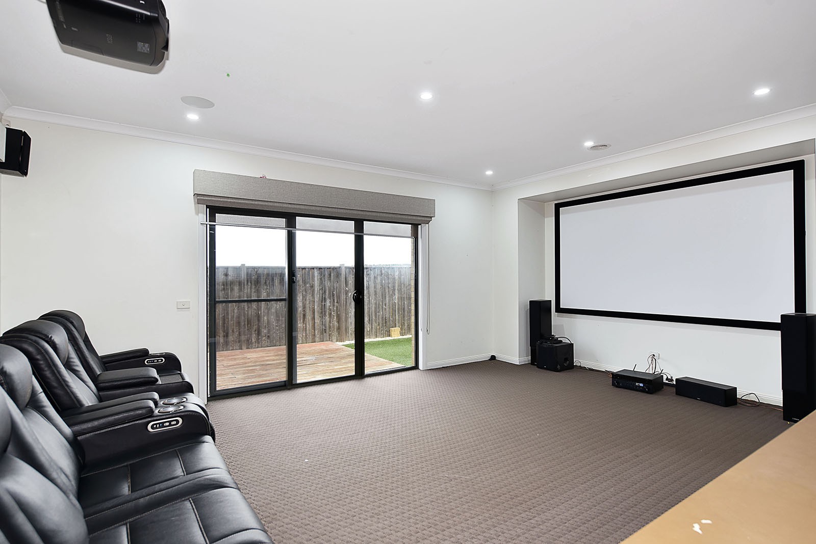 11 Scarlet Drive, Greenvale, VIC 3059, Greenvale - Thumbnail 4
