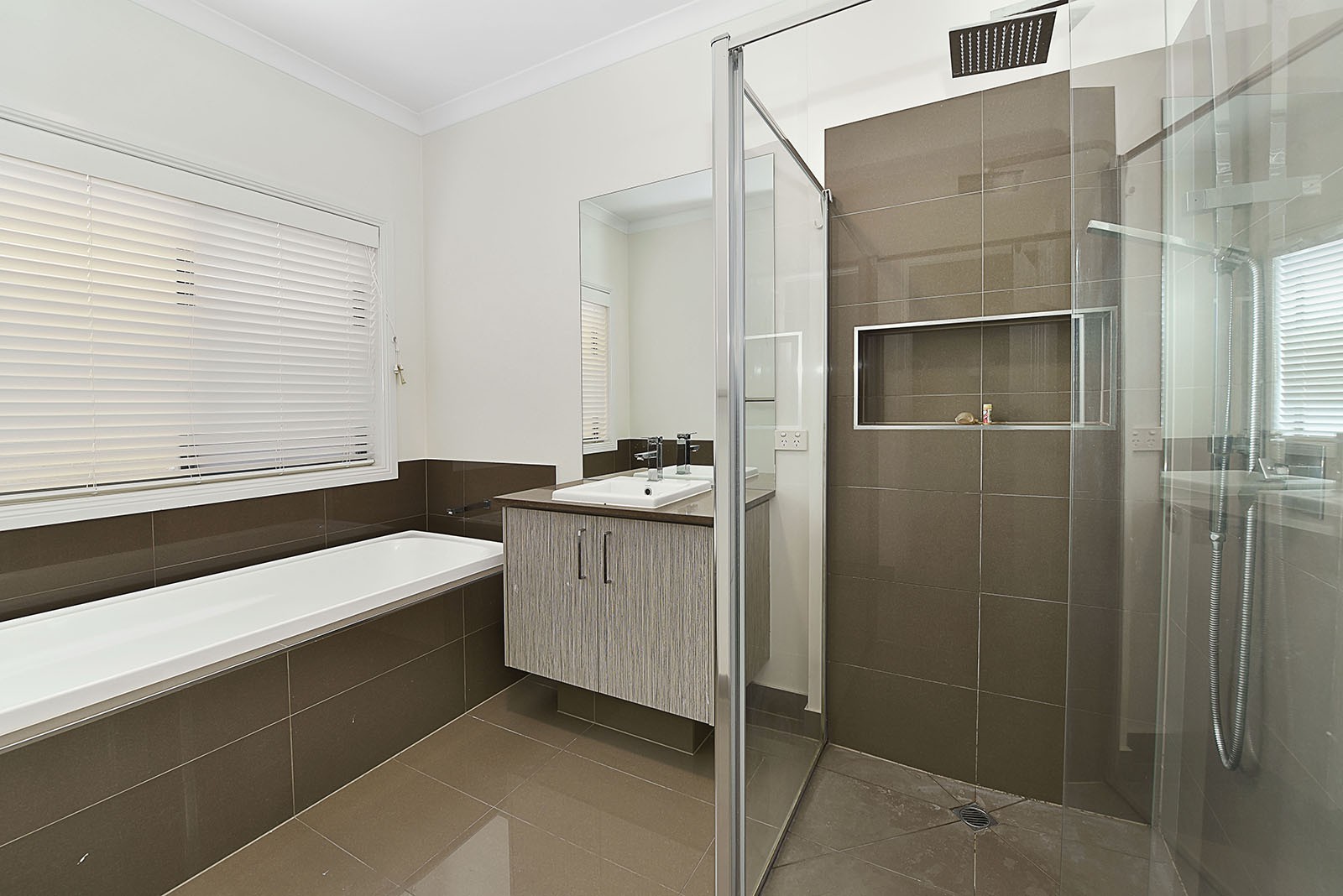 11 Scarlet Drive, Greenvale, VIC 3059, Greenvale - Thumbnail 6