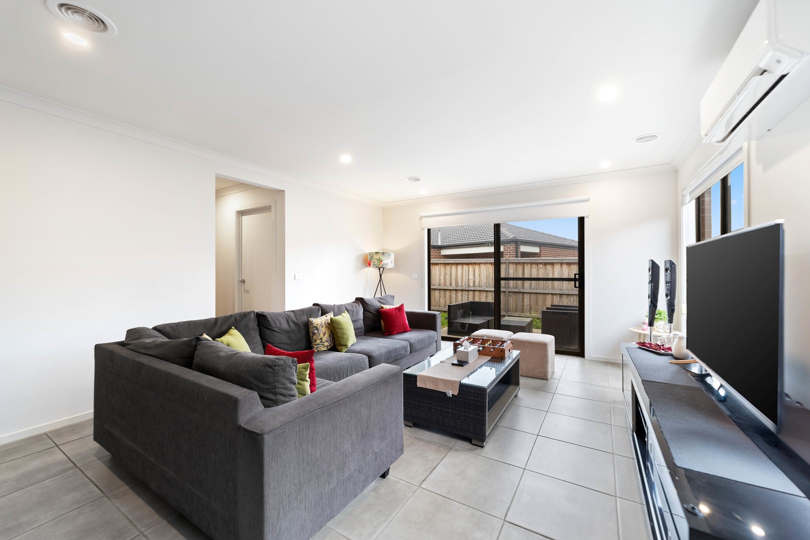 11 Scatter Road, Fraser Rise, VIC 3336, Fraser Rise - Thumbnail 4