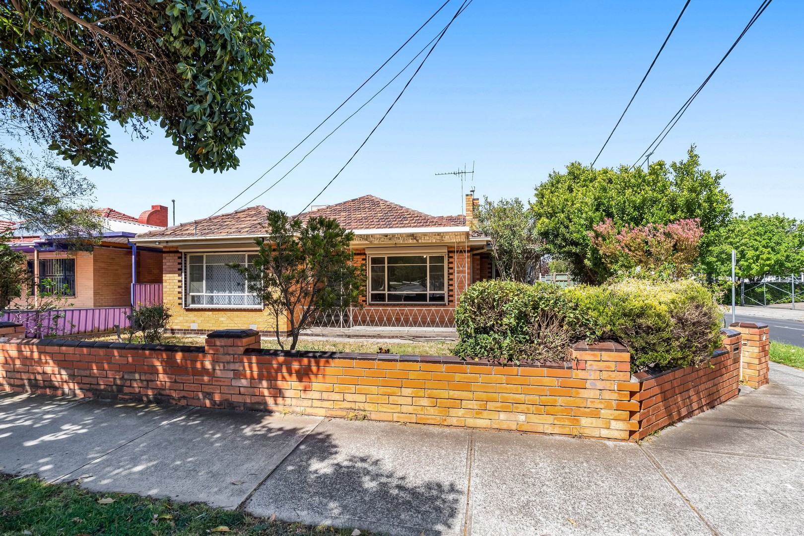 11 Service Street, Sunshine, VIC 3020 - Thumbnail 2 - 03/11/2025