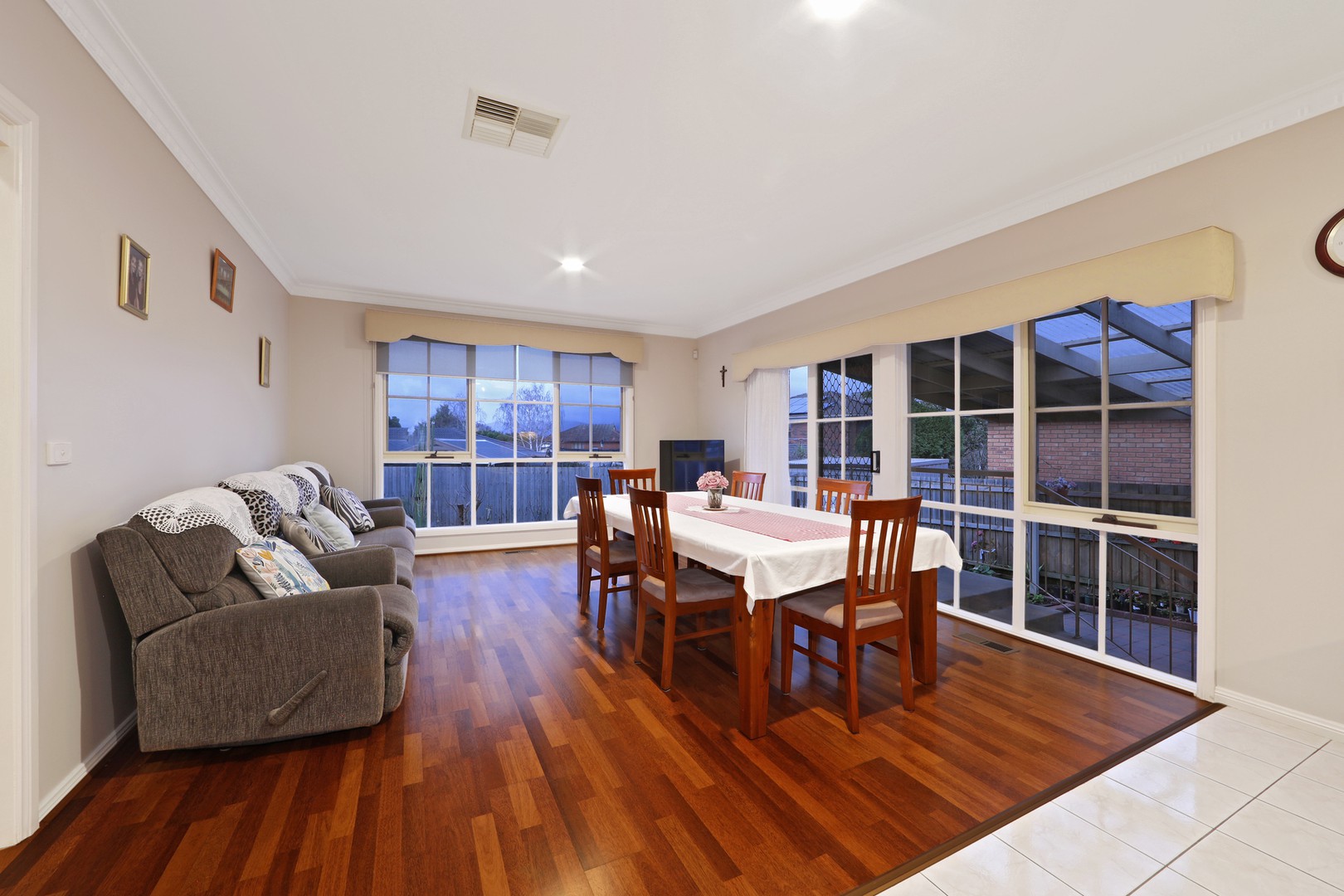 11 Shearer Drive, Rowville, VIC 3178, Rowville - Thumbnail 3