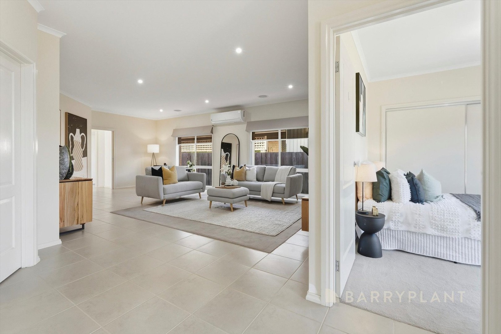 11 Shebler Place, Melton, VIC 3337, Melton - Thumbnail 3