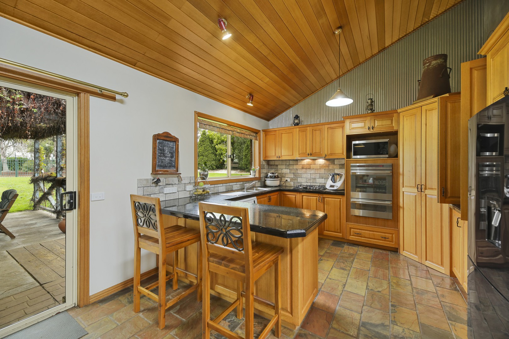 11 Sherwood Court, Drouin, VIC 3818, Drouin - Thumbnail 3