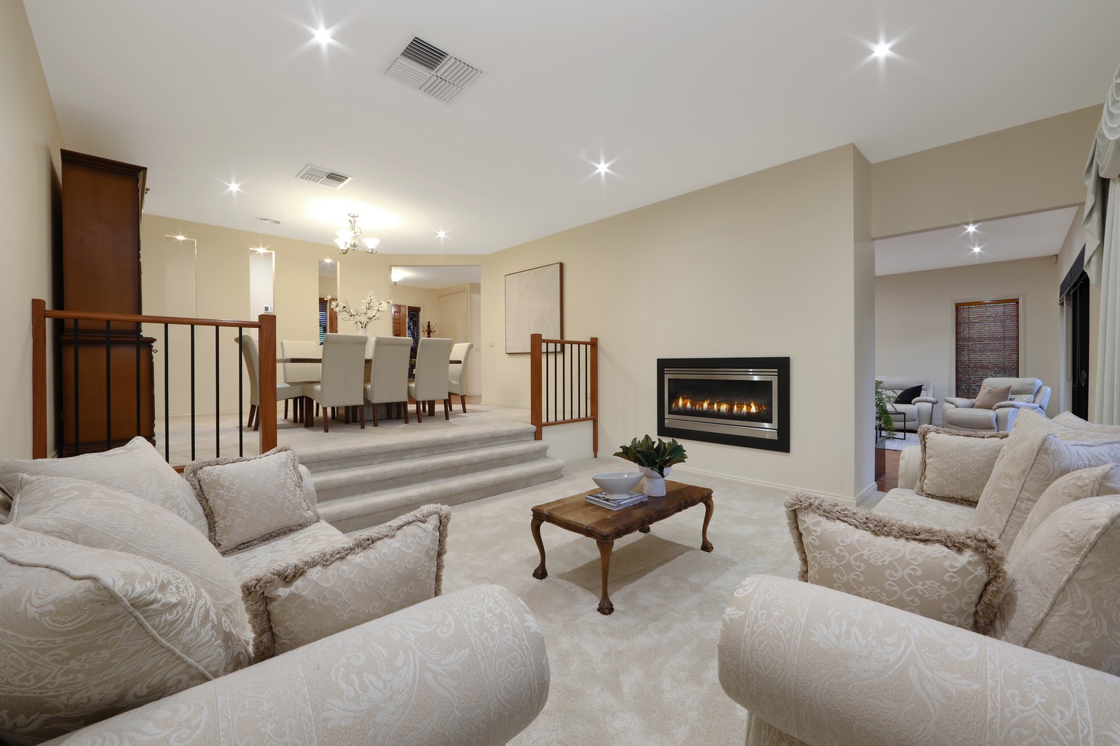 11 Sherwood Way, Lysterfield, VIC 3156, Lysterfield - Thumbnail 3