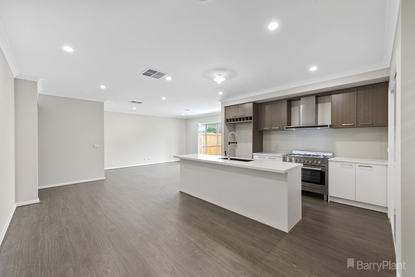 11 Shetland  Avenue, Truganina, VIC 3029, Truganina - Thumbnail 2